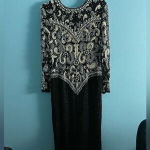 Vintage Evening Ball Gown Dress 100% Silk Black Cream Sequined Lined Med 53”Long